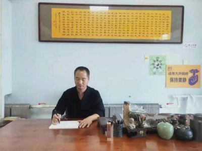 承千年文化 扬中医德馨 特别报道 著名中华名医——刘纯红