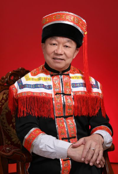 2024新春献礼专题报道 著名瑶医银疗推拿专家——周继辉