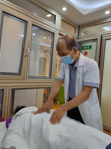 国医百科官网特别报道 中医象古测推技术优秀传承人——李炳武